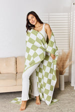 Cuddley Checkered Decorative Throw Blanket - Luxe Shopping