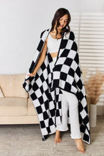 Cuddley Checkered Decorative Throw Blanket - Luxe Shopping