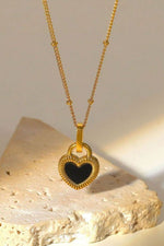 Contrast Heart Pendant Necklace - Luxe Shopping