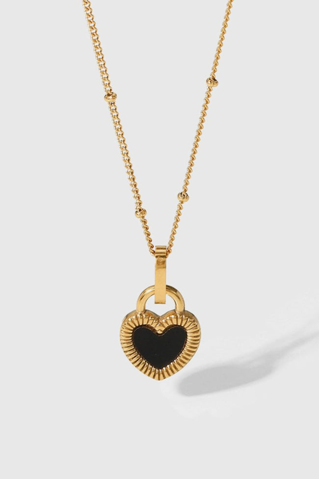 Contrast Heart Pendant Necklace - Luxe Shopping