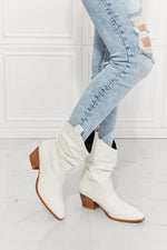 Texas Scrunch Cowboy Boots in White - Luxe Shopping