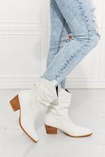 Texas Scrunch Cowboy Boots in White - Luxe Shopping